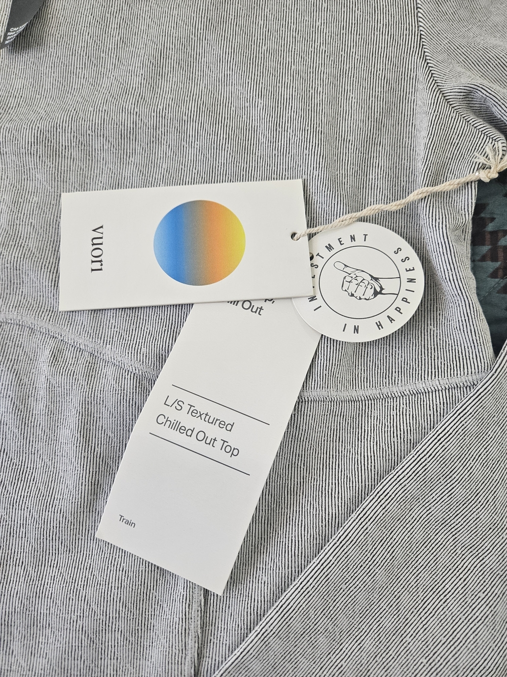 Vuori Gray Long Sleeve Crewneck Top - Picture 3 of 6